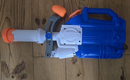 Nerf super soaker - super,