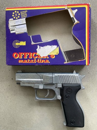 Spielzeug pistole modell - spielzeug-pistole,,